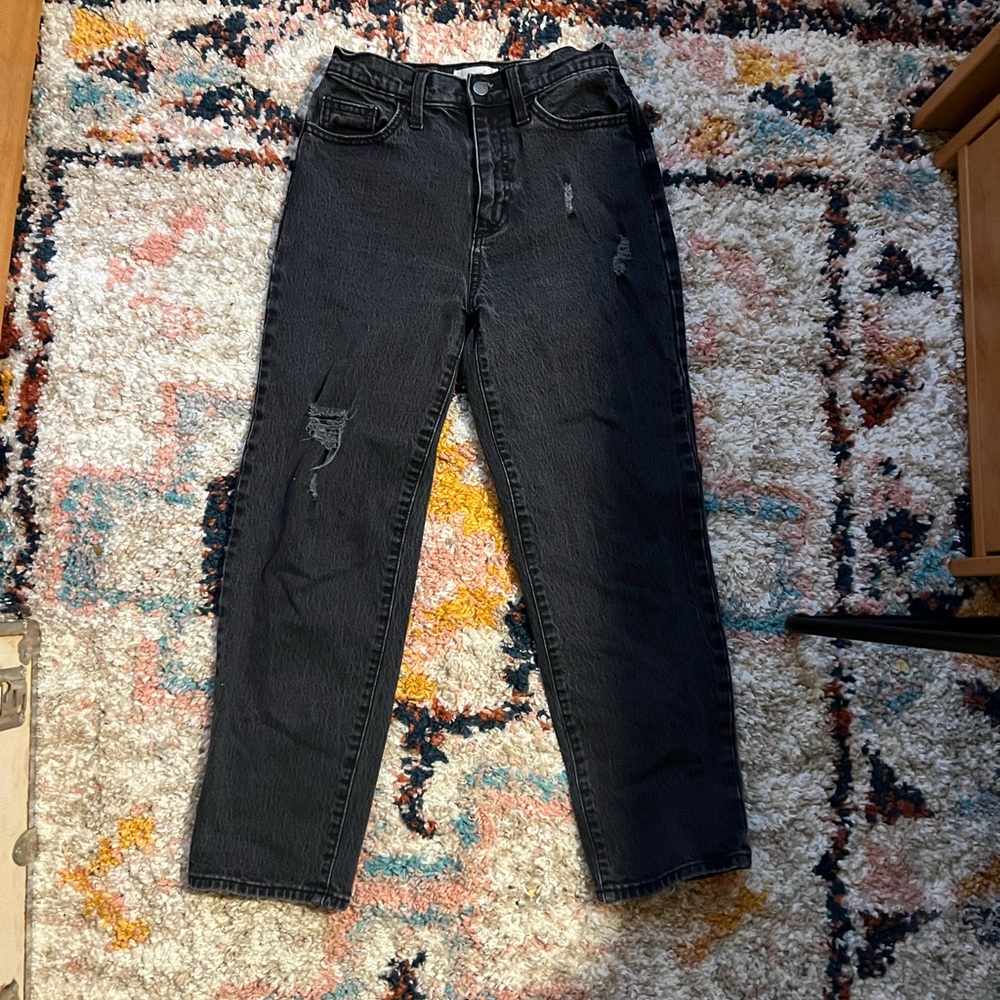Previously loved Universal thread black distressed jeans